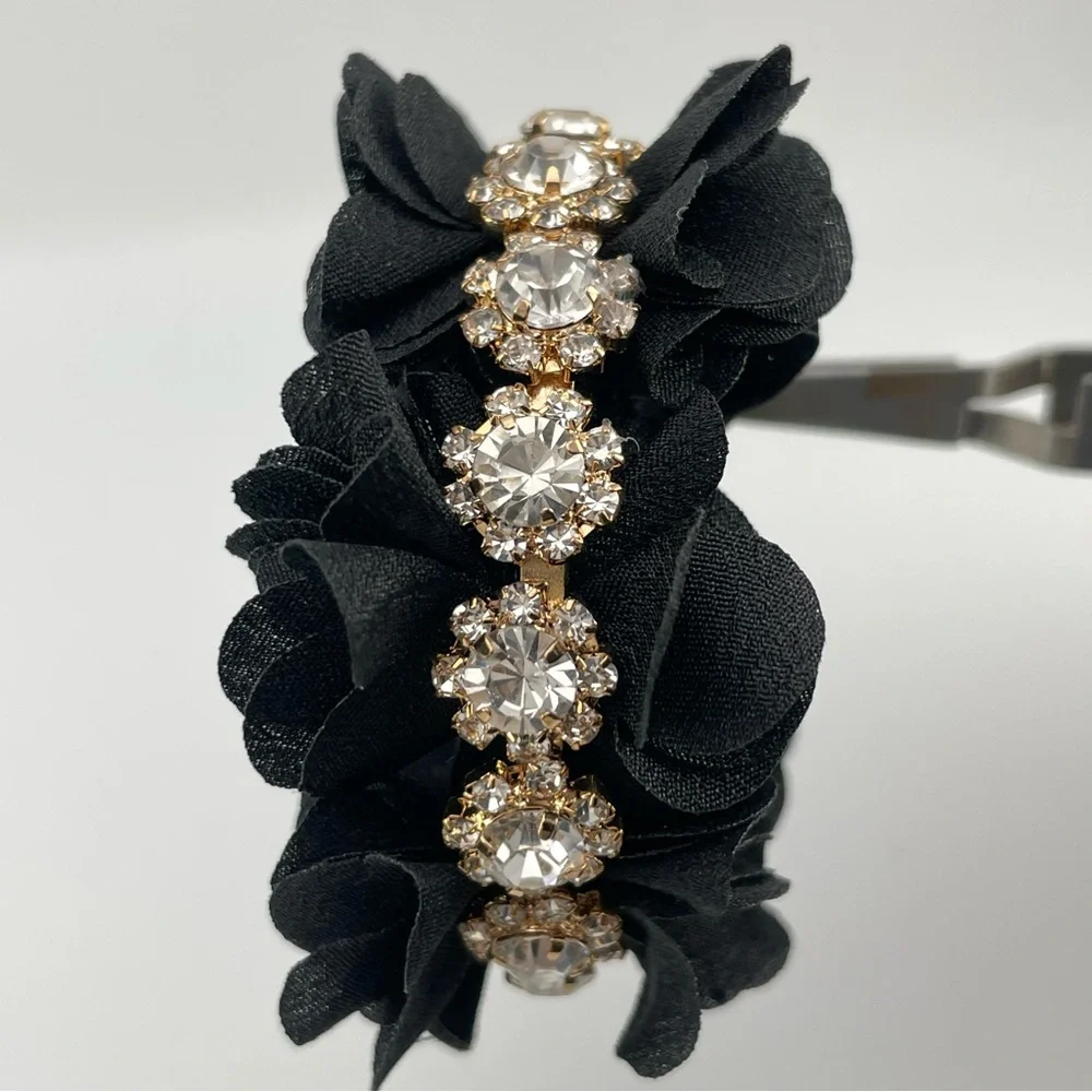 STUNNING FABRIC FLOWER CRYSTAL HOOP EARRINGS (BLACK)